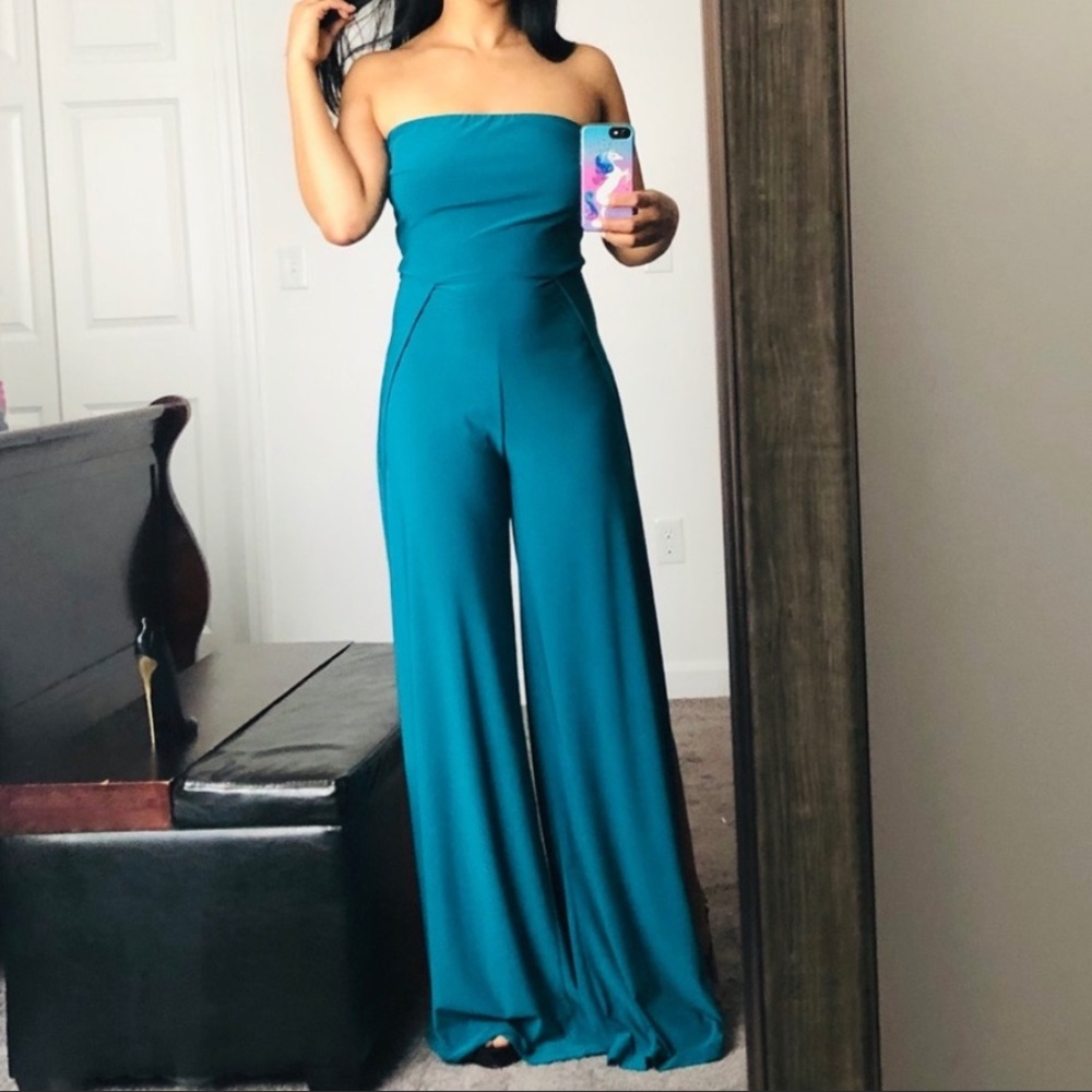 NWT Strapless wide legs jumpsuit green color sizeM
